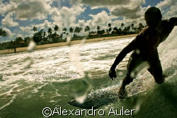 Free surf at Borete beach , near the city of Porto de Gal... by Alexandro Auler 